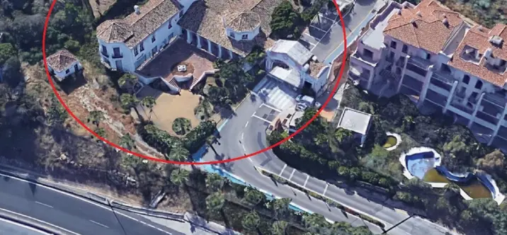 Продажа коммерческого помещения в Manilva 1