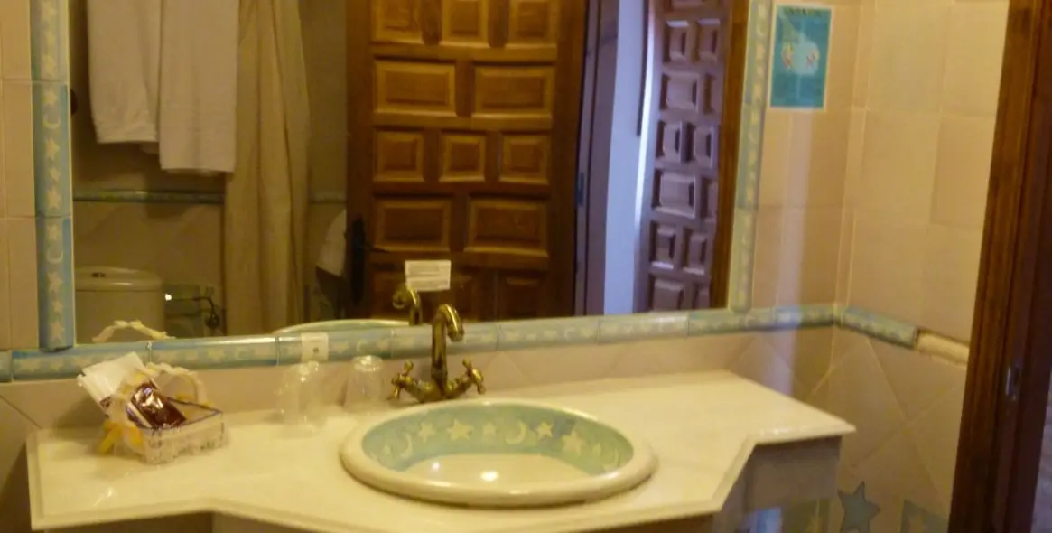 Продажа отеля в Casares Pueblo 7