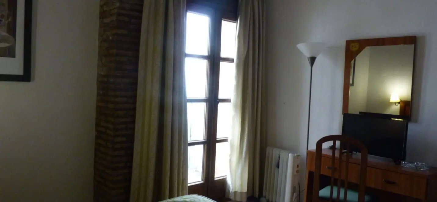 Продажа отеля в Casares Pueblo 3