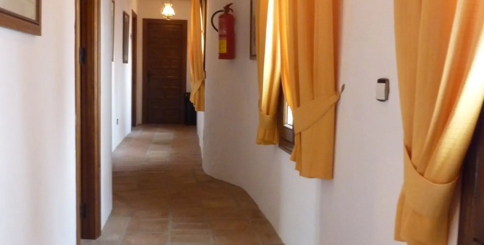 Sale of hotel in Casares Pueblo 9
