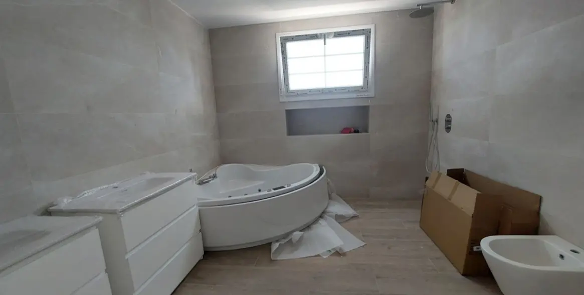 Продажа  отдельно стоящей виллы в Mijas Golf 24