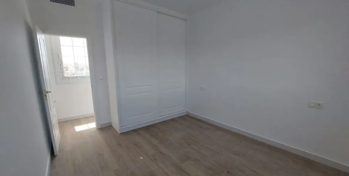 Продажа  отдельно стоящей виллы в Mijas Golf 32