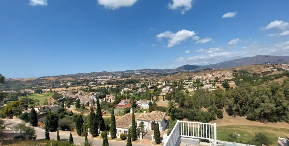 Продажа  отдельно стоящей виллы в Mijas Golf 46