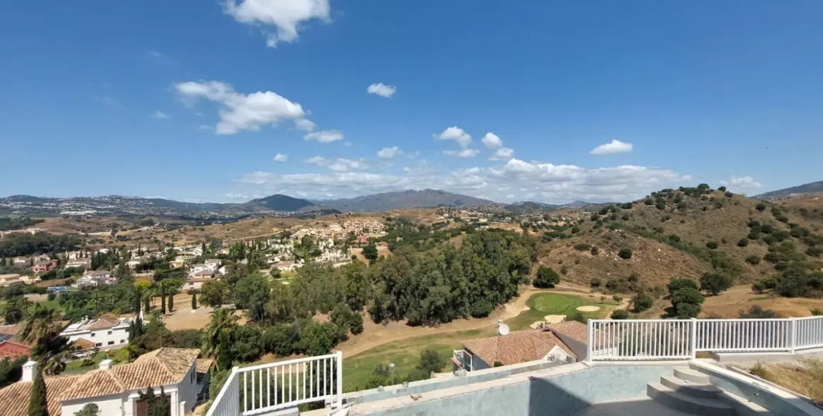 Продажа  отдельно стоящей виллы в Mijas Golf 48