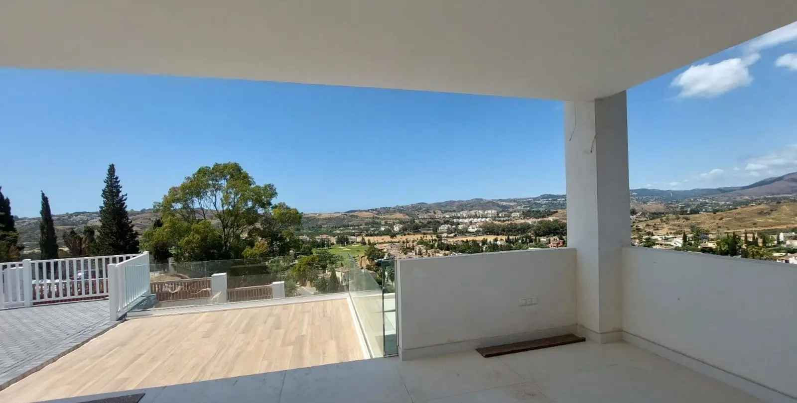 Sale of detached villa in Mijas Golf 3