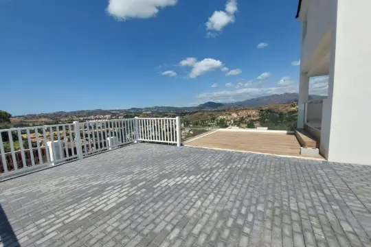 Image 7 thumb