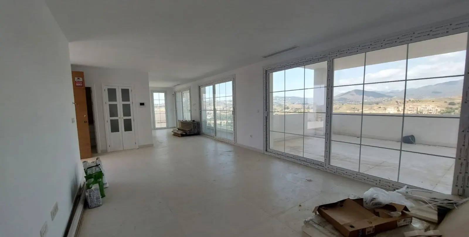 Sale of detached villa in Mijas Golf 15