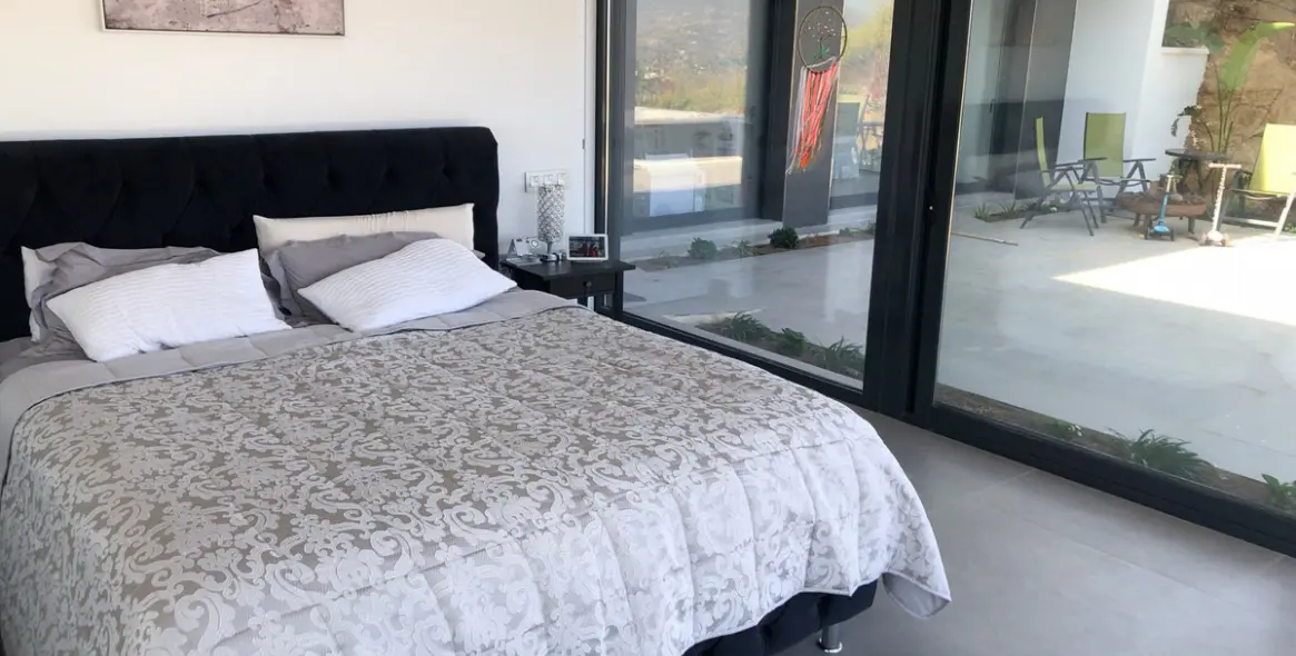 Venta de villa independiente en La Cala Golf 9