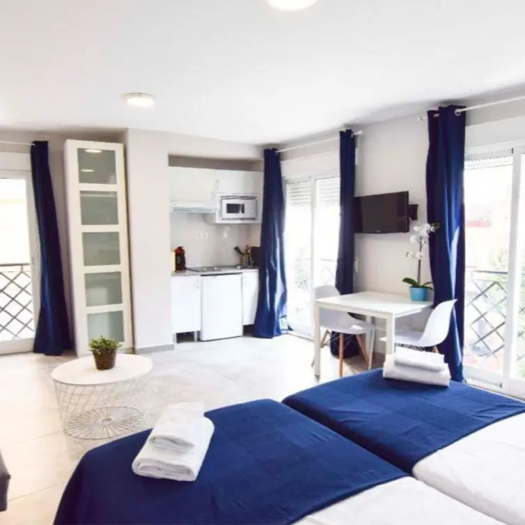 Sale of apartment complex in Málaga Centro
