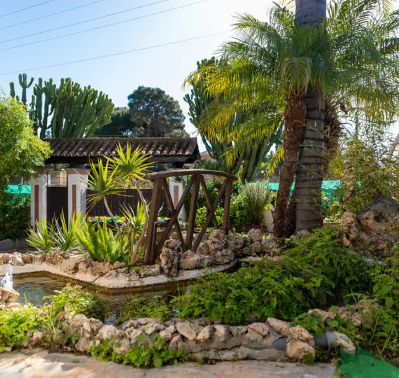 Продажа  отдельно стоящей виллы в Las Chapas