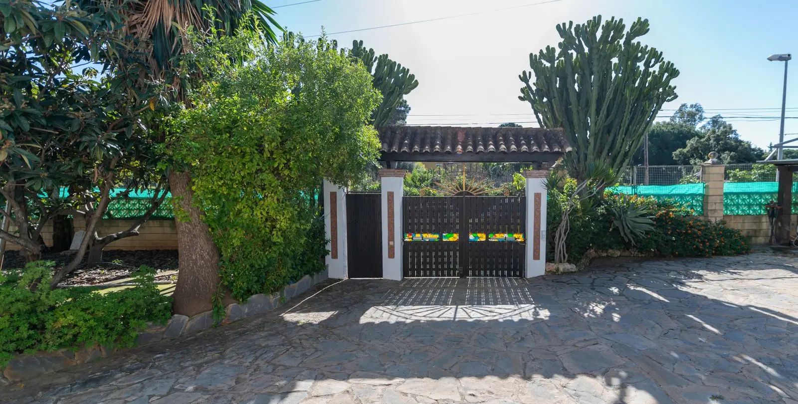Sale of detached villa in Las Chapas 8