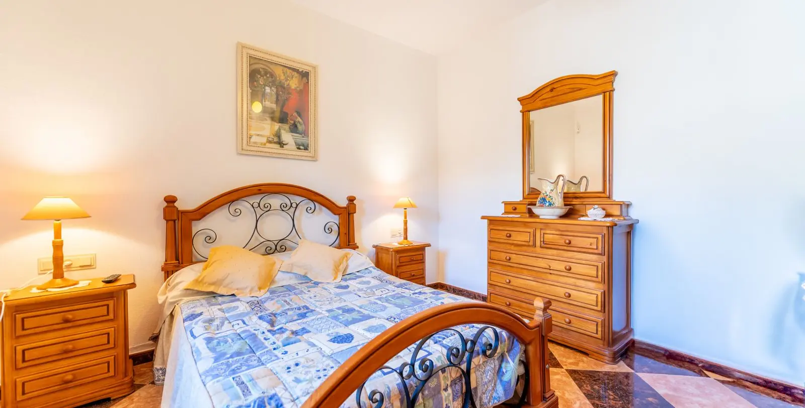 Sale of detached villa in Las Chapas 24