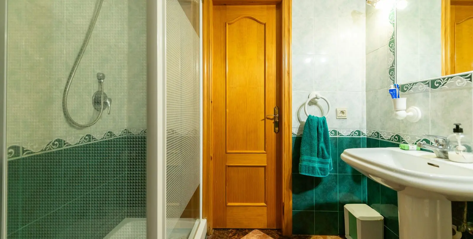 Sale of detached villa in Las Chapas 25