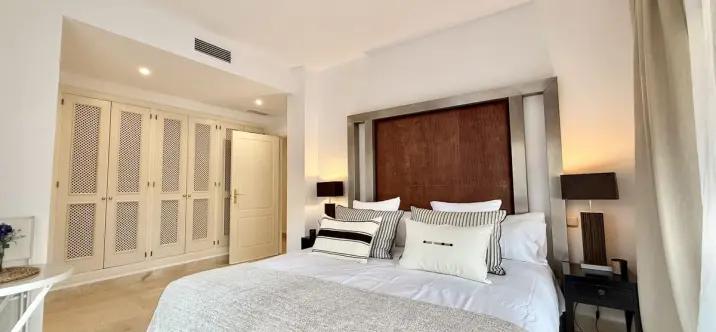 Sale of ground floor apartment in San Pedro de Alcántara 4