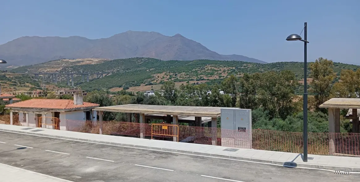 Продажа  отдельно стоящей виллы в Estepona 5