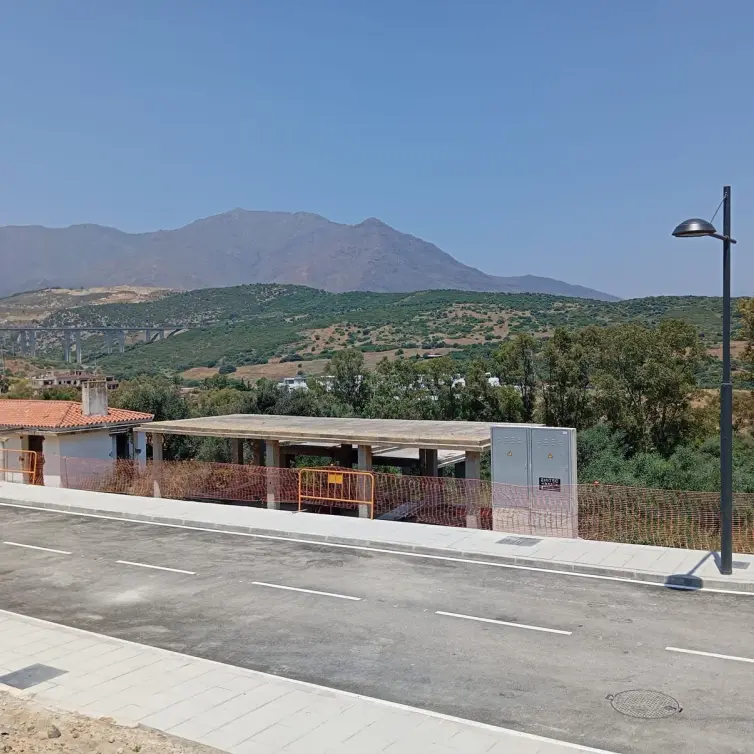 Sale of detached villa in Estepona