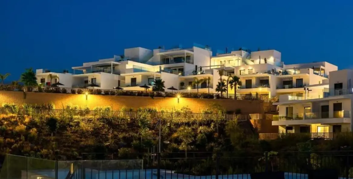 Sale of penthouse duplex in La Cala 14