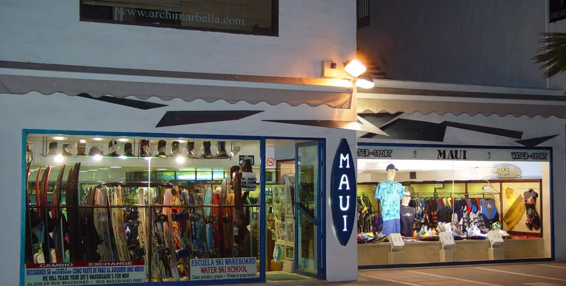 Продажа магазина в Puerto Banús 1