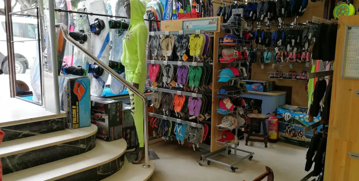 Продажа магазина в Puerto Banús 4