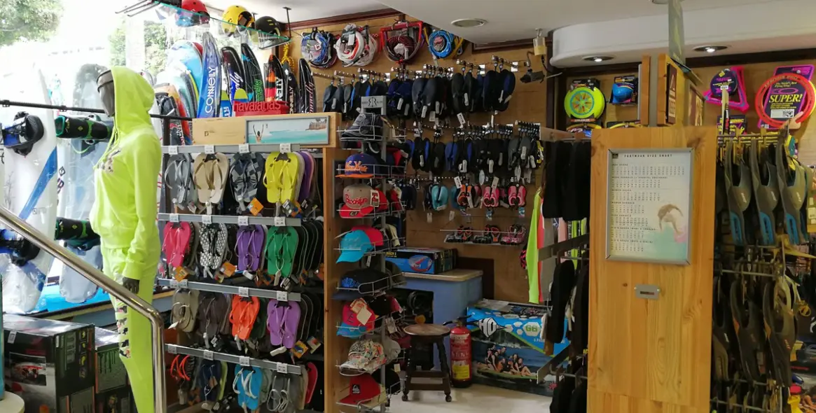 Sale of shop in Puerto Banús 6