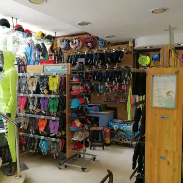 Sale of shop in Puerto Banús