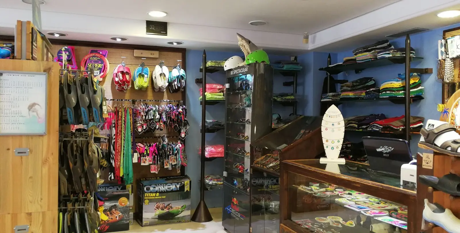 Продажа магазина в Puerto Banús 8
