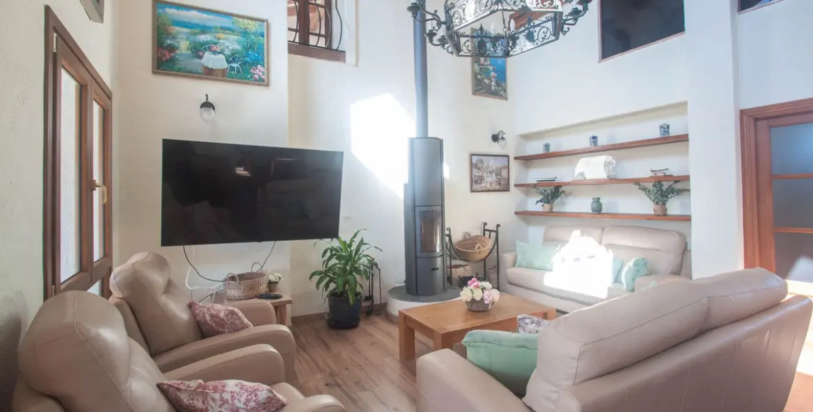 Продажа финки в Casares 12