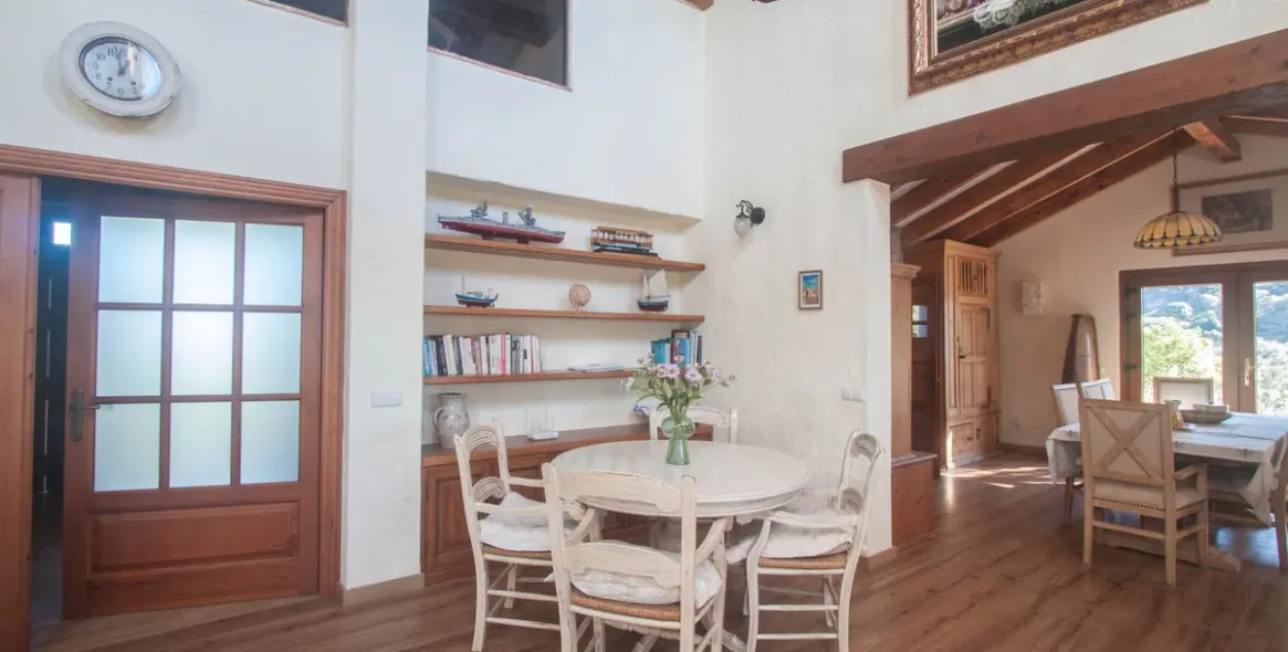 Продажа финки в Casares 15