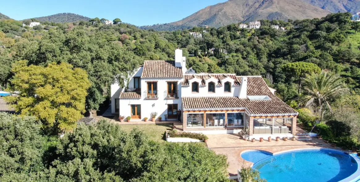 Продажа финки в Casares 1