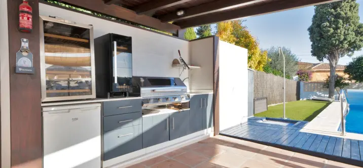 Продажа  отдельно стоящей виллы в San Pedro de Alcántara 1