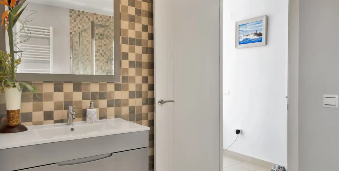 Продажа  отдельно стоящей виллы в San Pedro de Alcántara 52