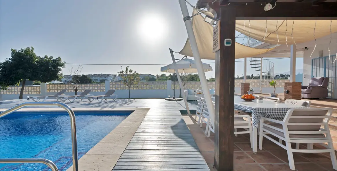 Продажа  отдельно стоящей виллы в San Pedro de Alcántara 68