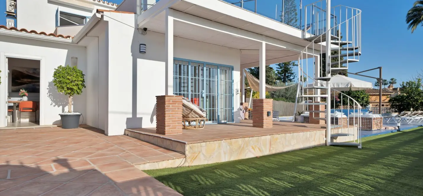 Venta de villa independiente en San Pedro de Alcántara 2
