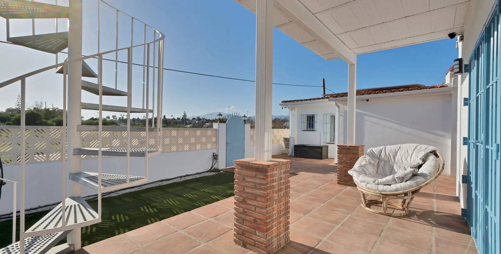 Venta de villa independiente en San Pedro de Alcántara 20