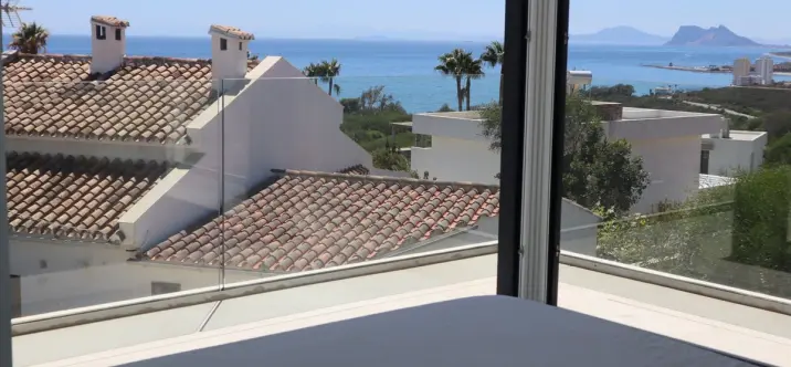 Продажа  отдельно стоящей виллы в Torreguadiaro 1