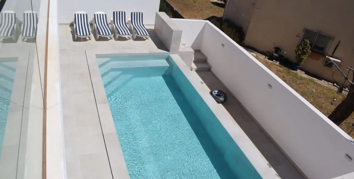 Продажа  отдельно стоящей виллы в Torreguadiaro 11