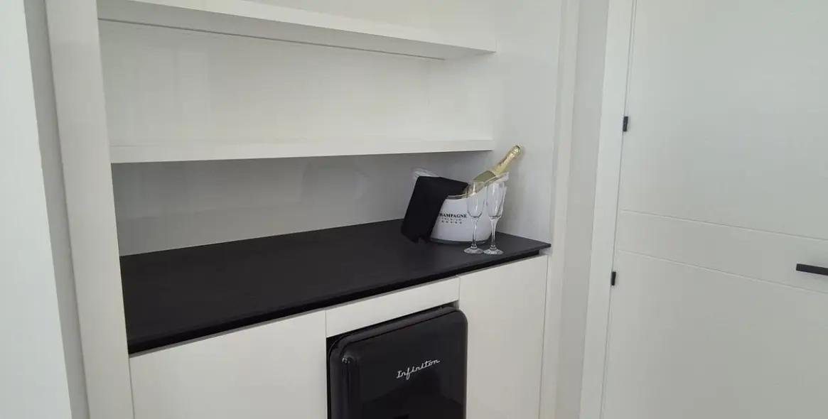 Продажа  отдельно стоящей виллы в Torreguadiaro 13