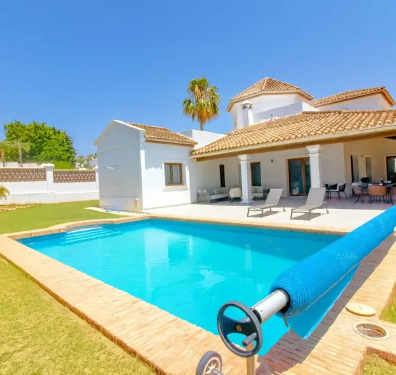 Oтдельно стоящая вилла R5074183