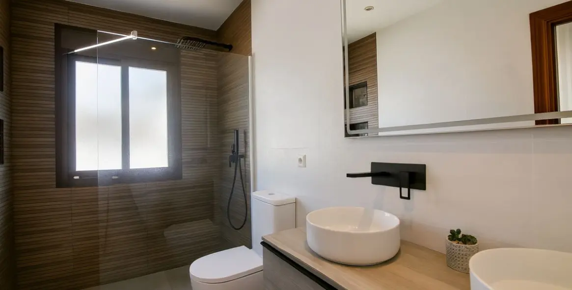 Продажа  отдельно стоящей виллы в Estepona (район El Paraiso) 4