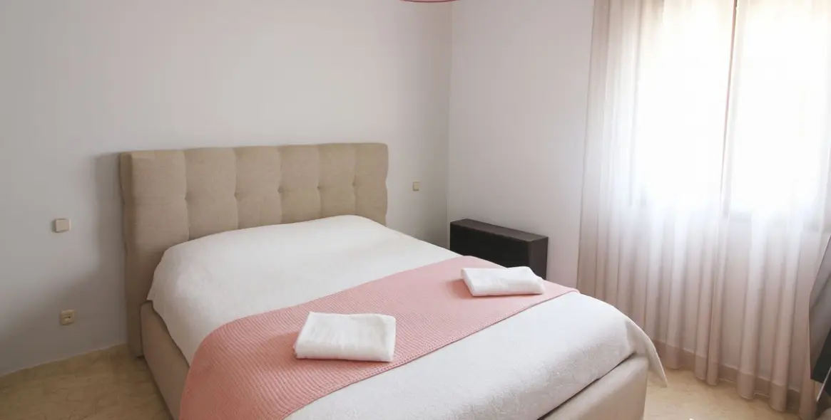 Продажа  отдельно стоящей виллы в Estepona (район El Paraiso) 6