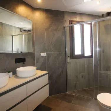 Sale of detached villa in El Paraiso