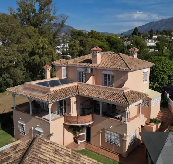 Oтдельно стоящая вилла R4926724