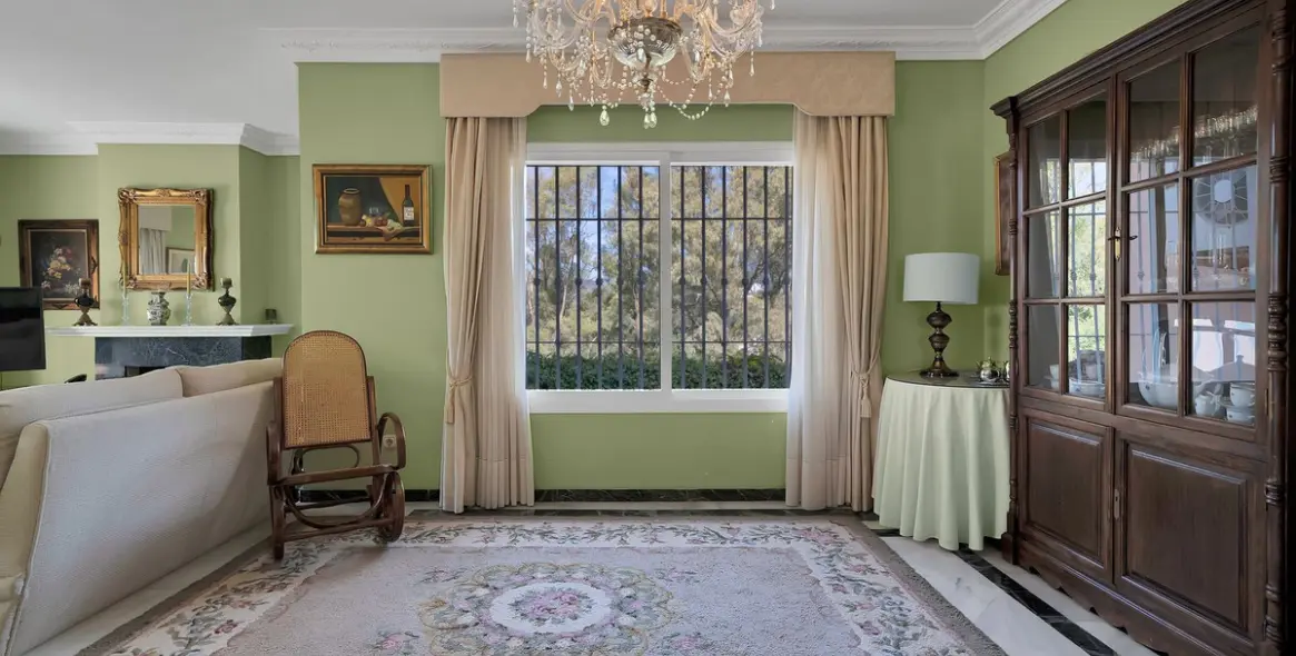 Продажа  отдельно стоящей виллы в San Pedro de Alcántara (район San Pedro de Alcántara) 11