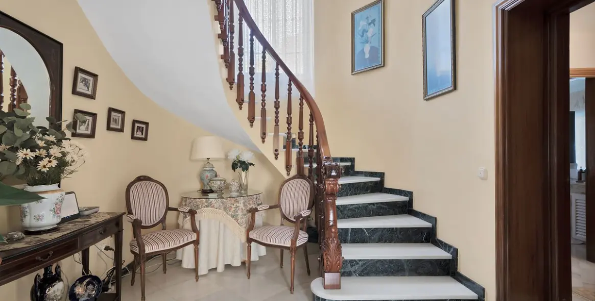 Venta de villa independiente en San Pedro de Alcántara 27