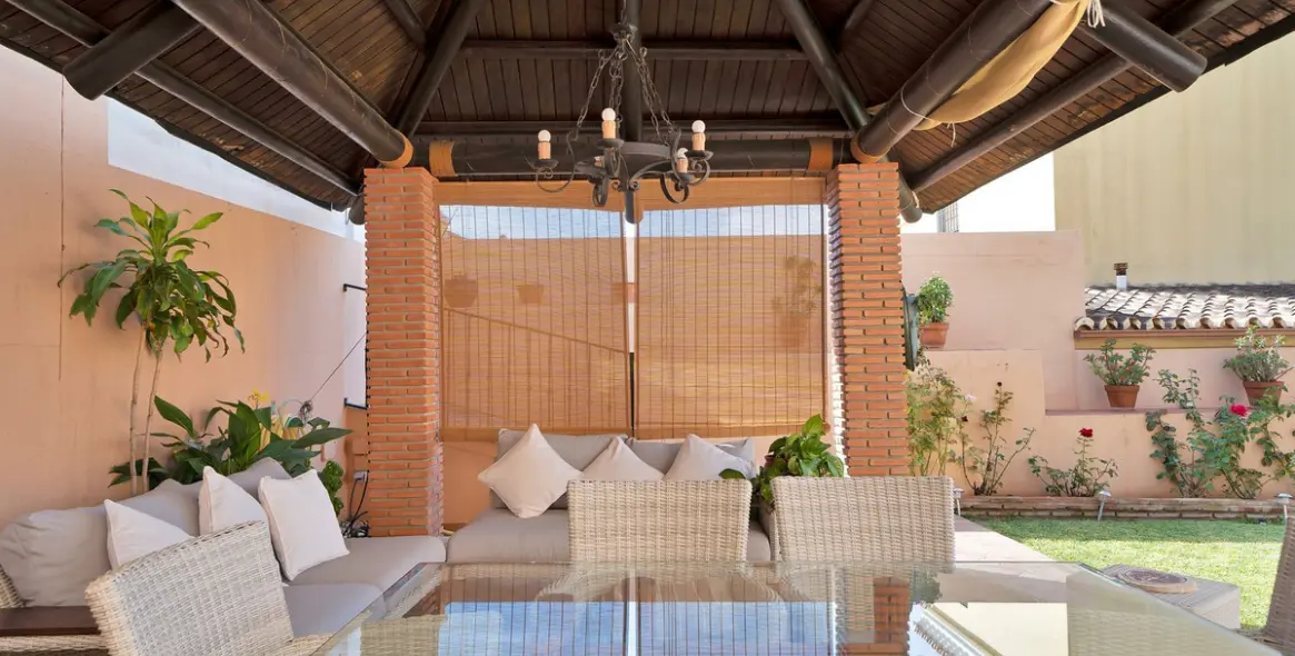 Venta de villa independiente en San Pedro de Alcántara 78