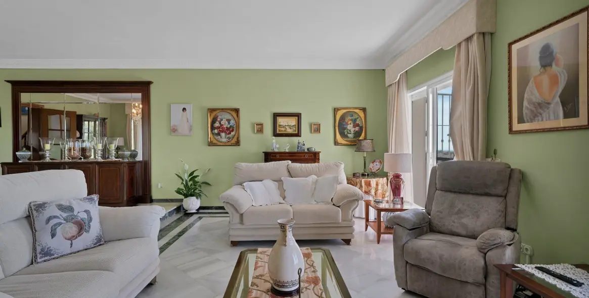 Продажа  отдельно стоящей виллы в San Pedro de Alcántara 15