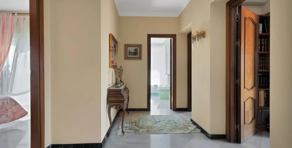 Продажа  отдельно стоящей виллы в San Pedro de Alcántara 39