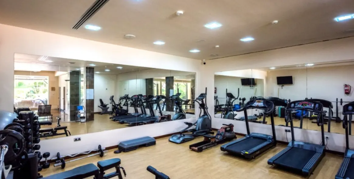 Долгосрочная аренда двухуровневого пентхауса в Benahavís 26