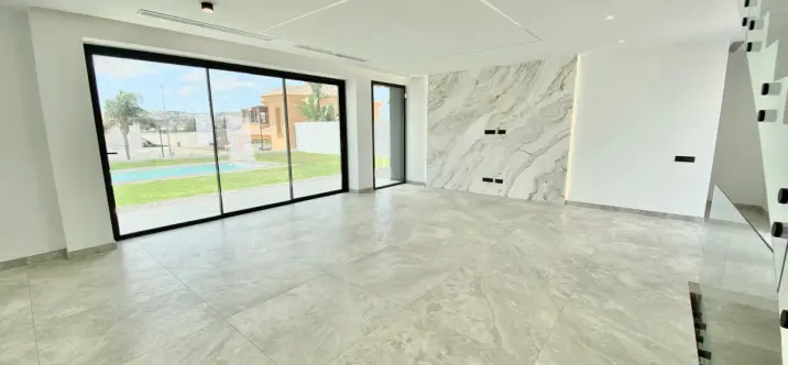 Venta de villa independiente en Mijas 4