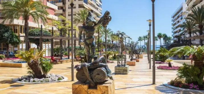 Sale of restaurant in Marbella 0